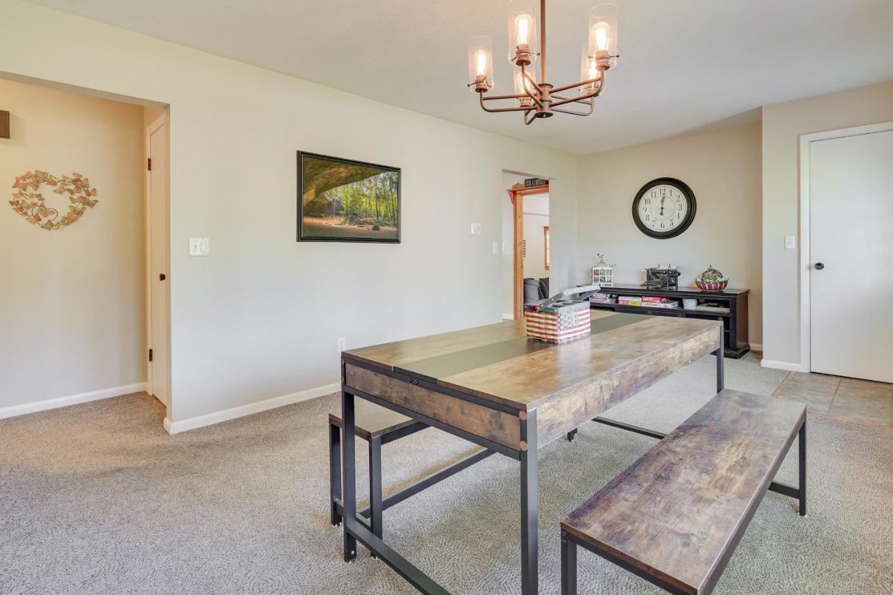 Villa Hocking Hills Hideaway With Hot Tub And Fire Pit! Logan Exterior foto